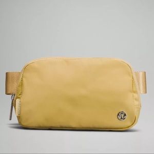 Lululemon EBB - Golden Sand